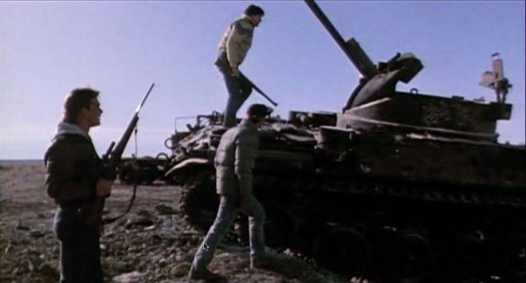 Perhaps this is a T-72 or an M-60